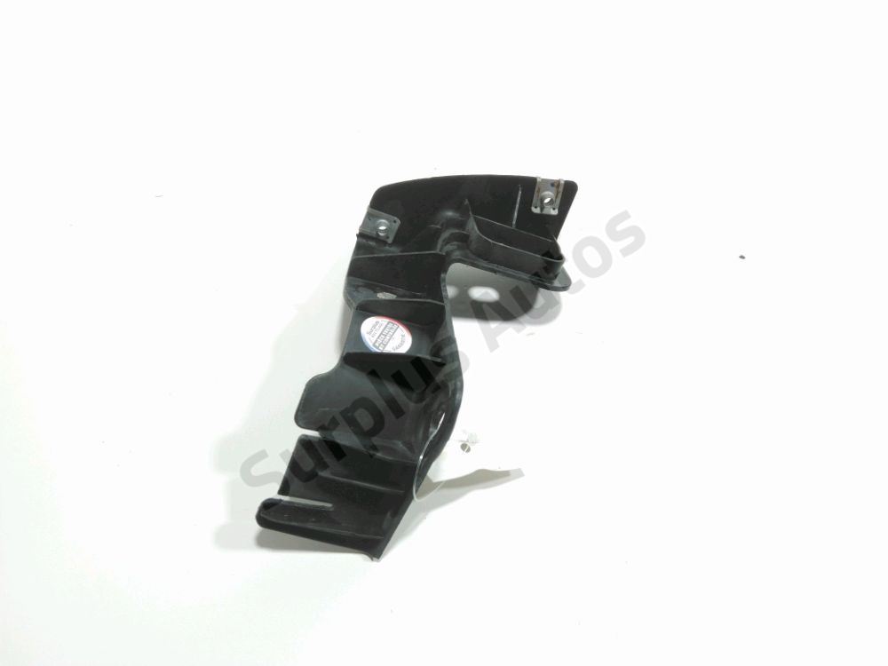 Support gauche de pare-choc arrière