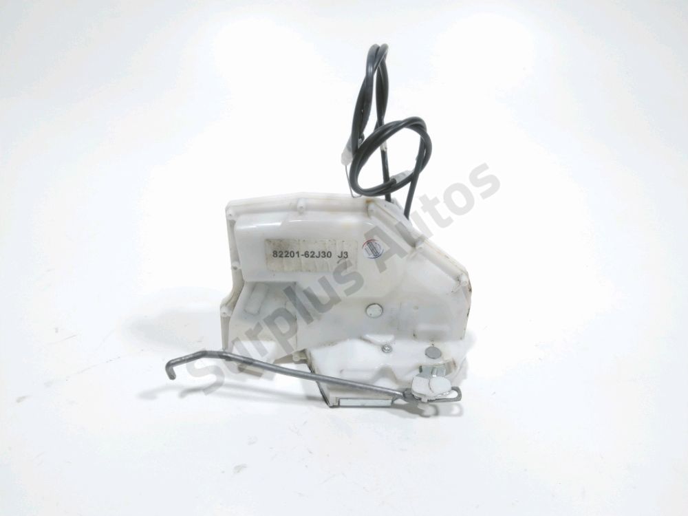 Serrure de porte avant droite