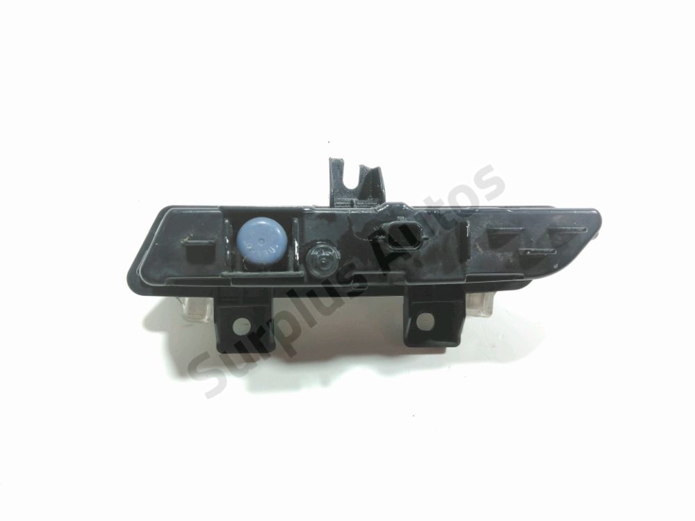 Feu diurne avant droit