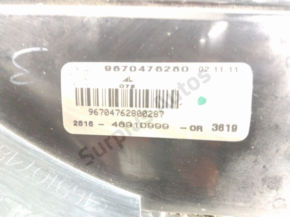 Antibrouillard avant gauche