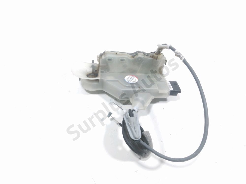 Serrure de porte avant gauche