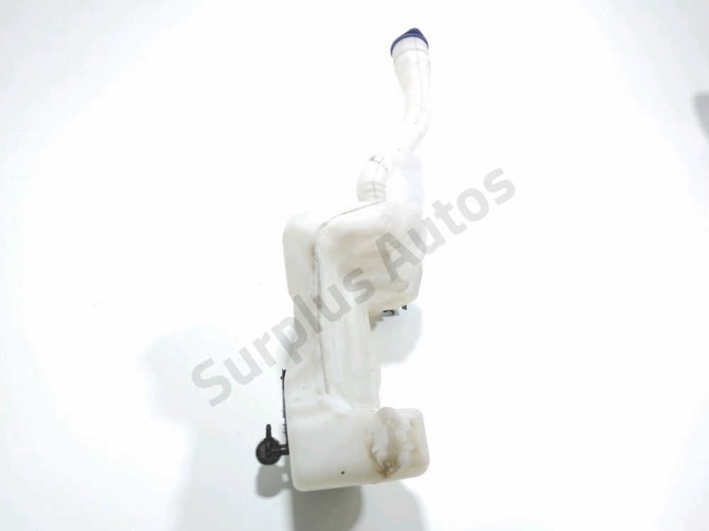 Réservoir de lave glace avant