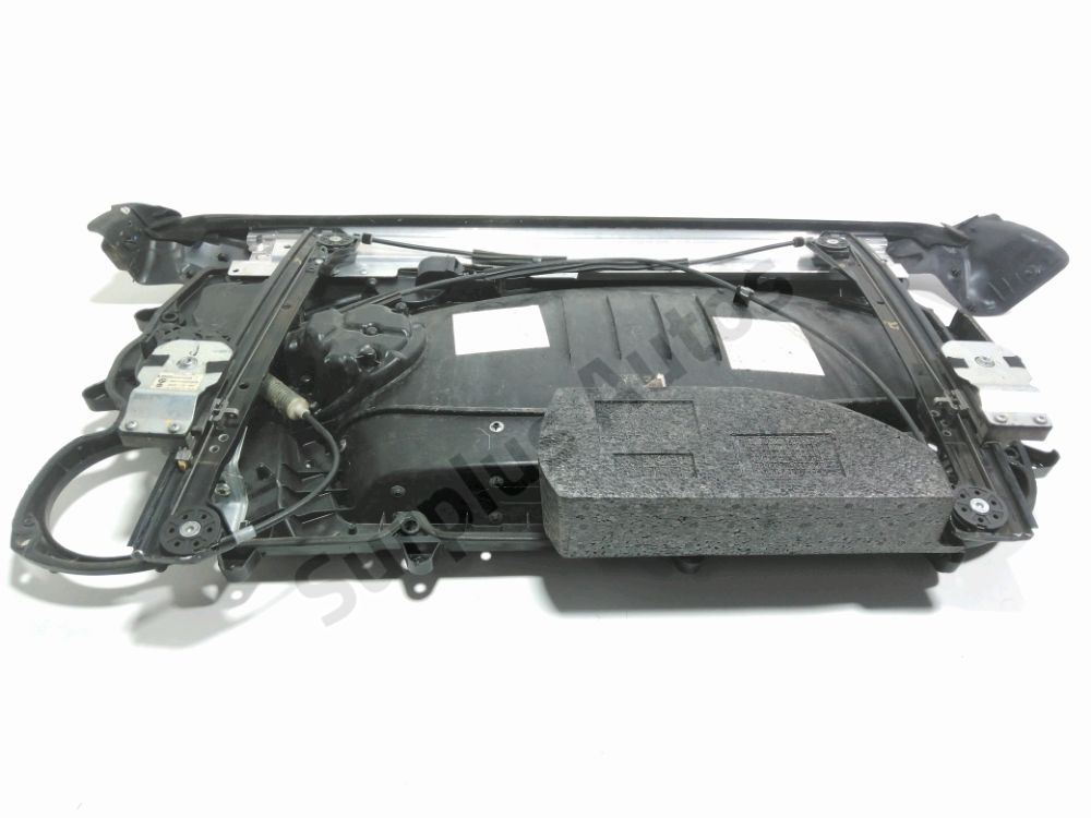 Lève-vitre électrique avant gauche