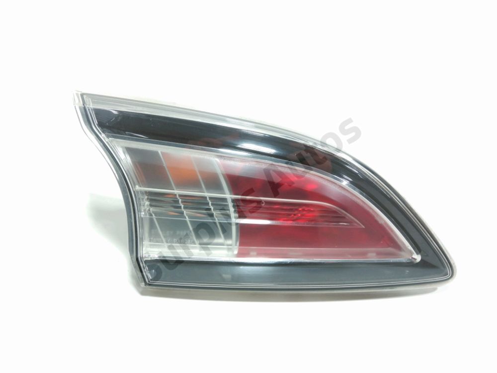 Feu arriere interieur gauche