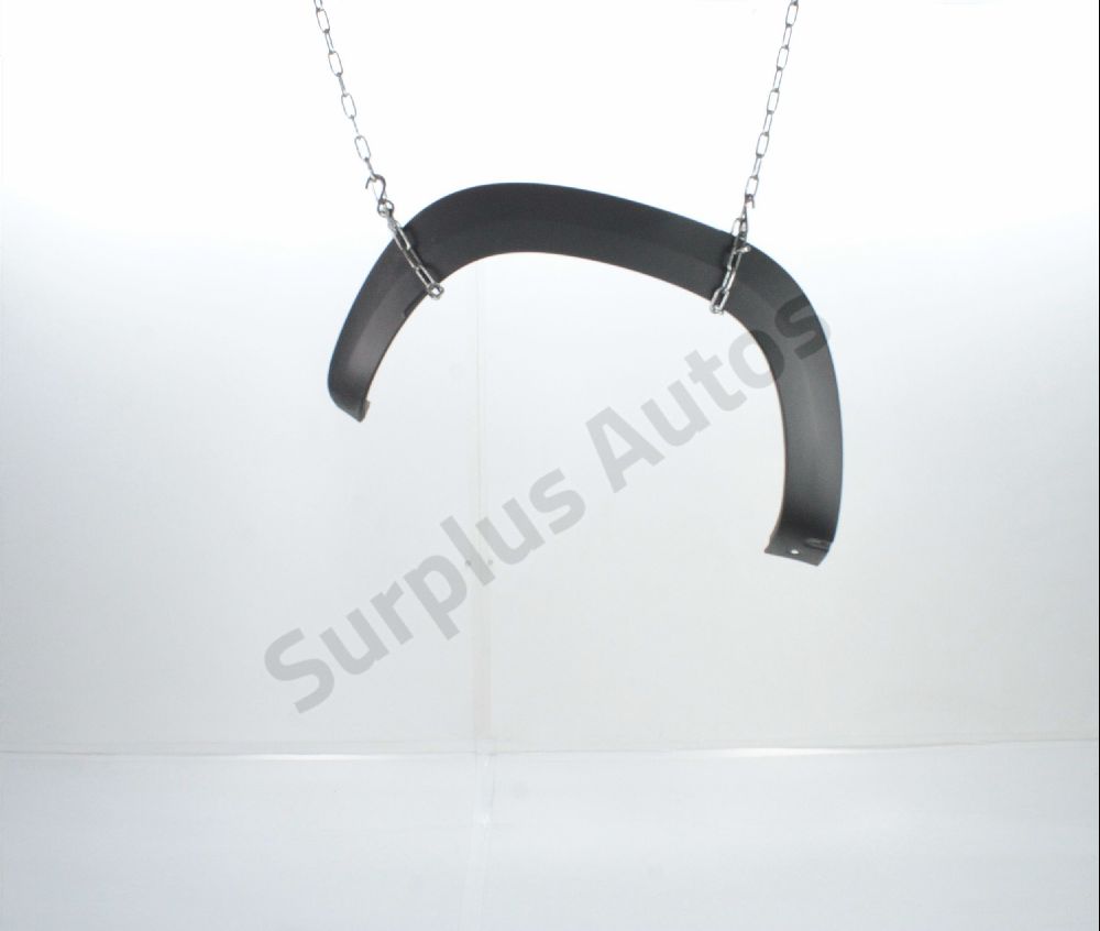 Elargisseur d'aile arrière droit