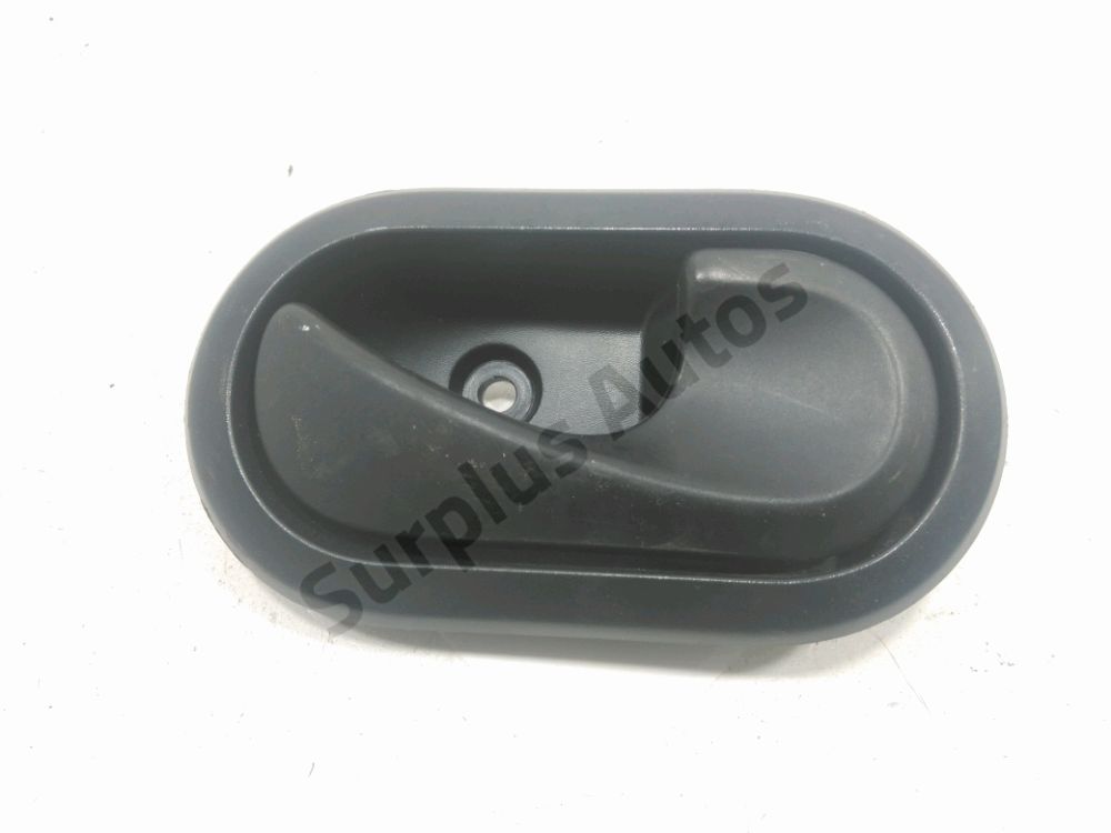 Poignee interieure porte avant droite