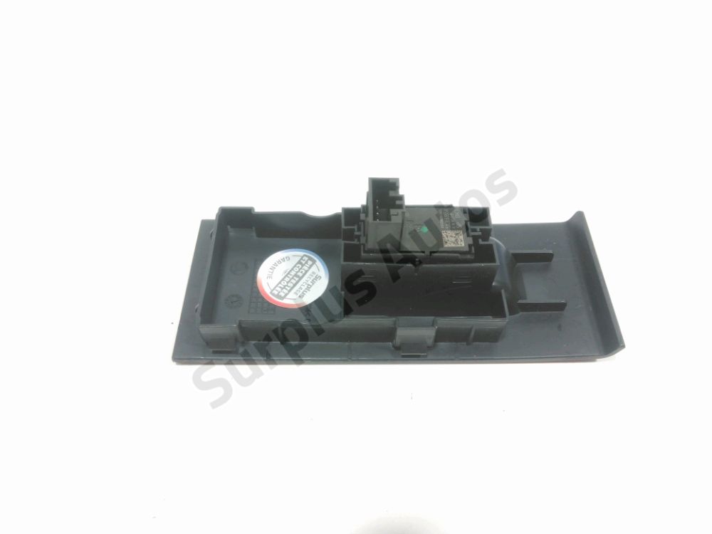 Commande lève-vitre avant droit