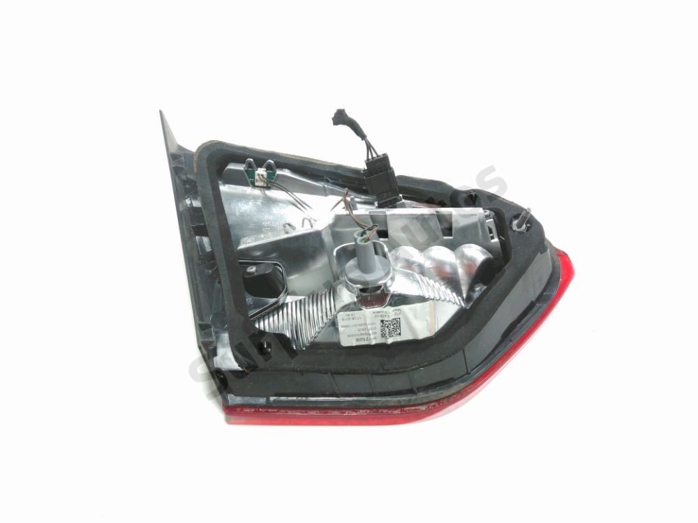 Feu arrière intérieur droit