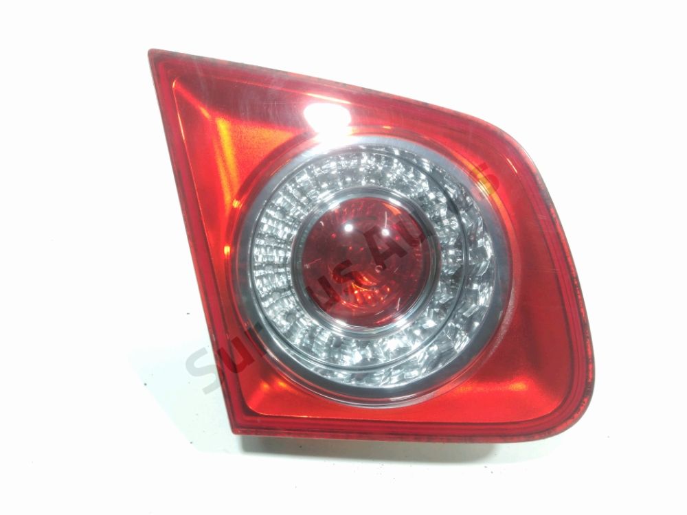 Feu arriere interieur gauche