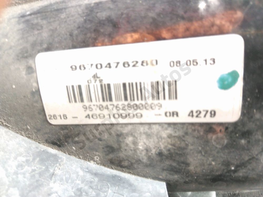 Antibrouillard avant gauche