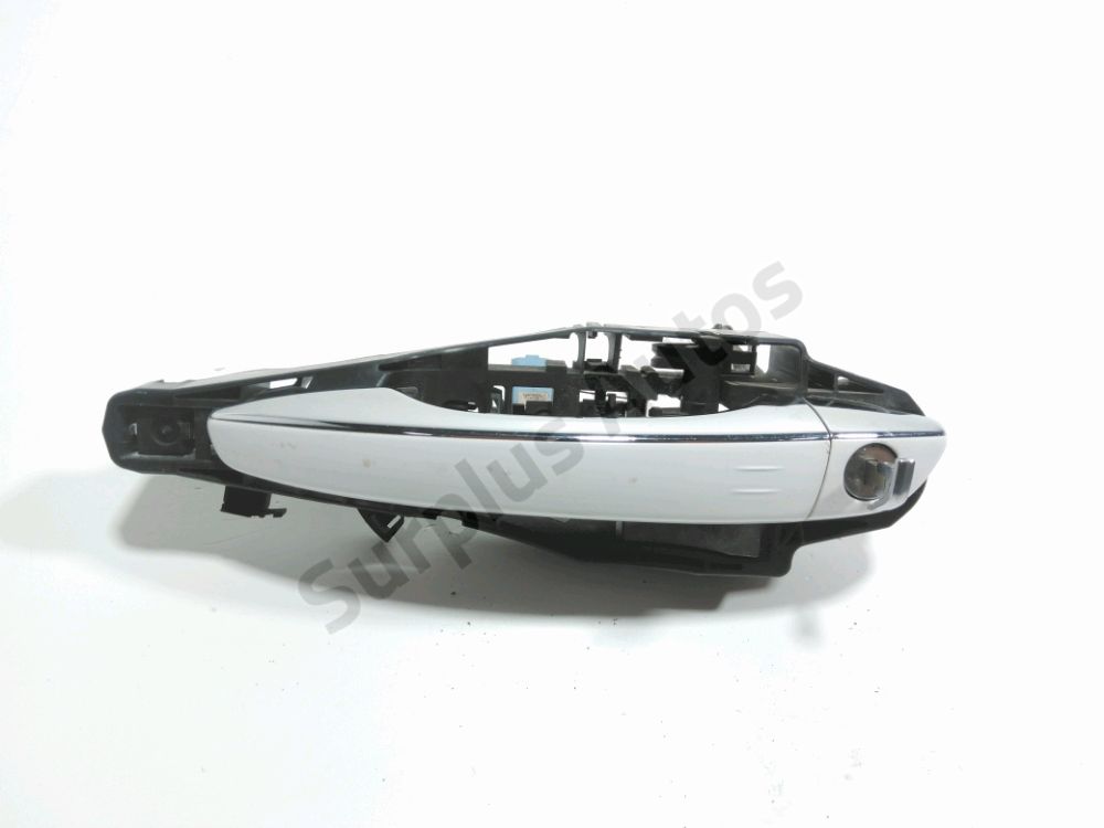 Poignée extérieure avant gauche