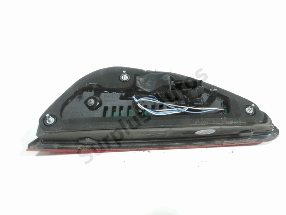 Feu arrière intérieur gauche