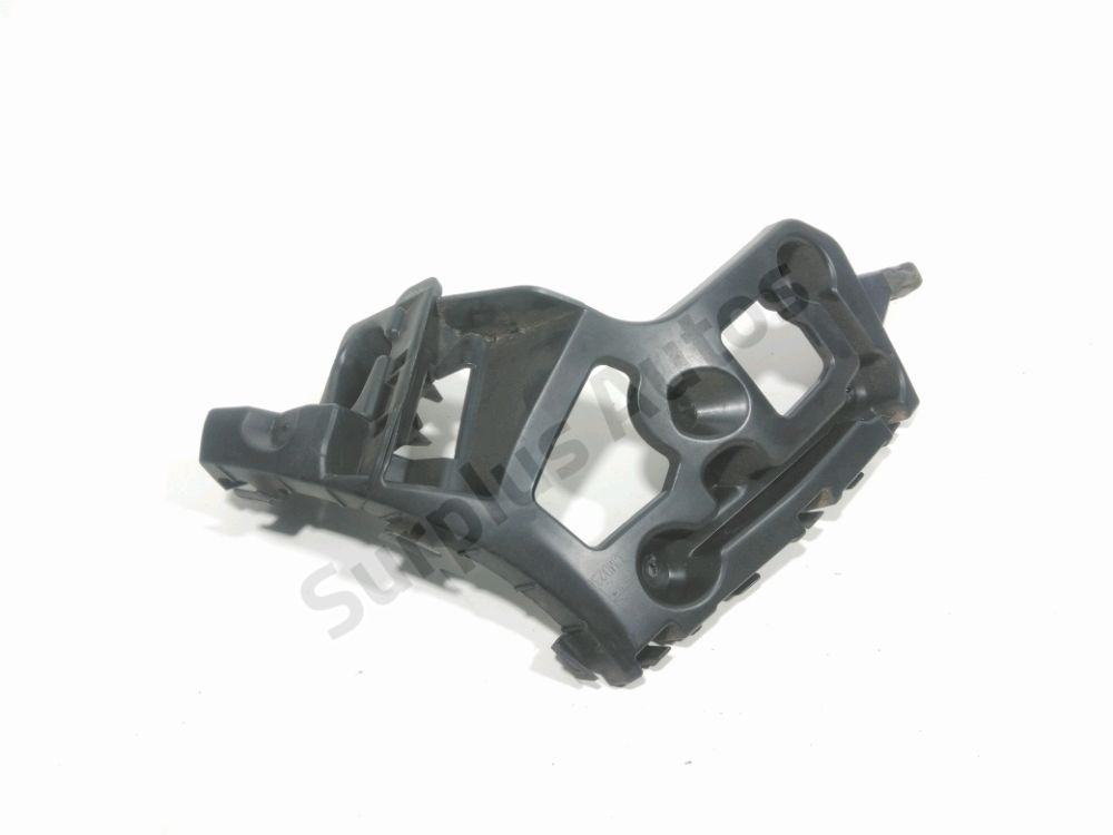 Support gauche de pare-choc arrière