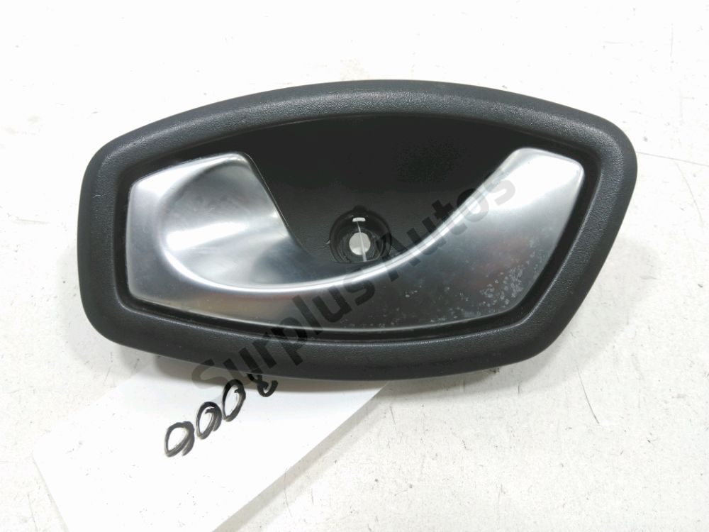 Poignée intérieure porte arrière gauche