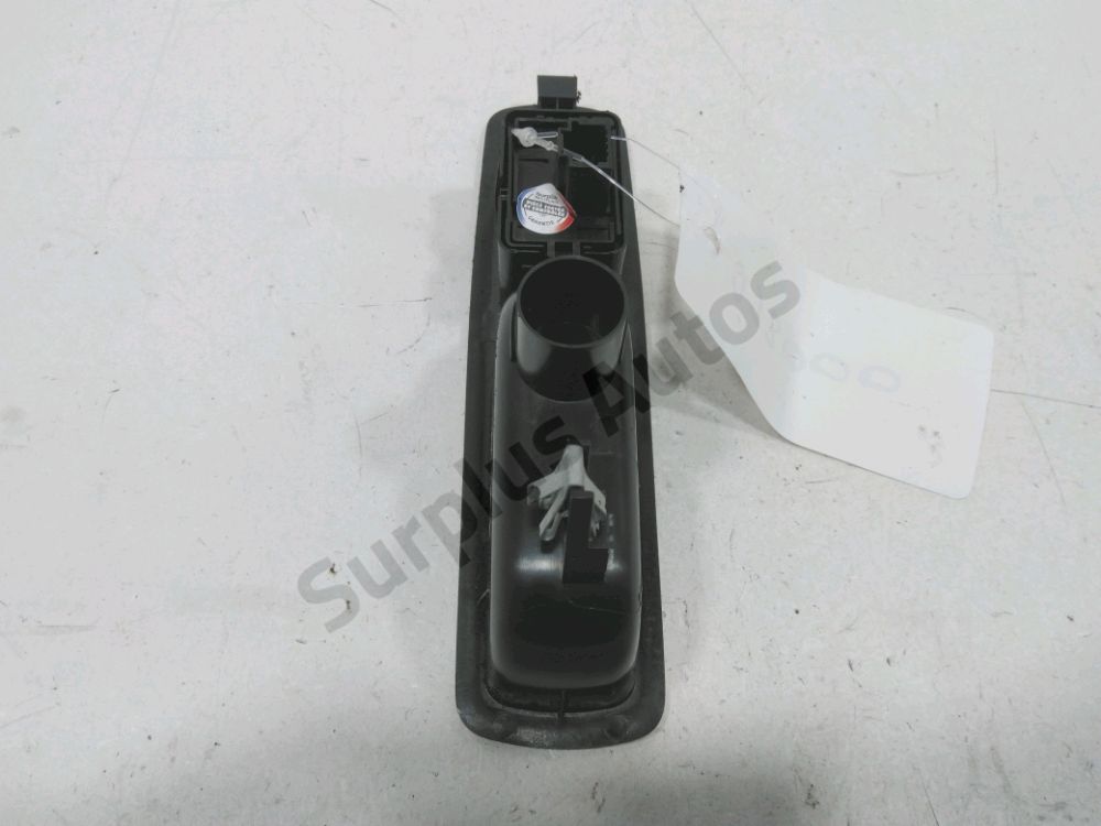 Commande lève-vitre arrière gauche