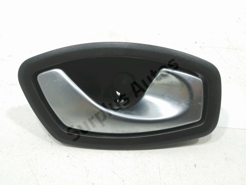 Poignée intérieure porte avant droite