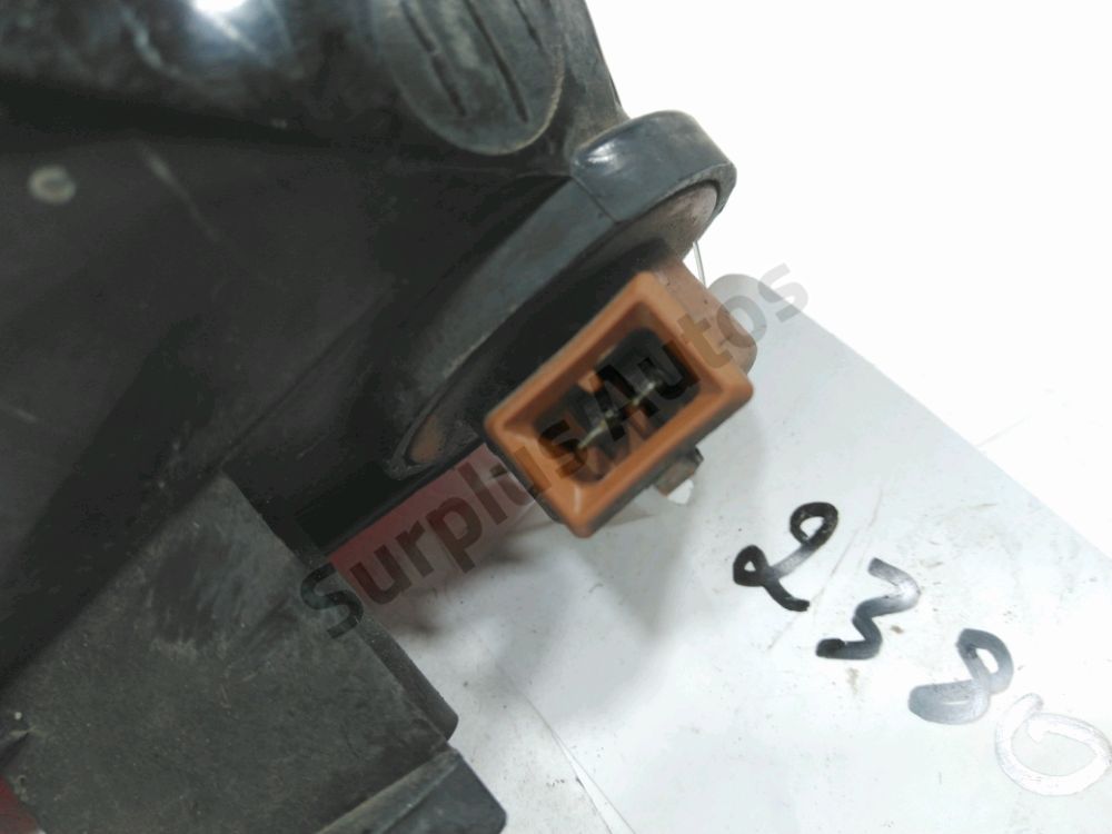 Feu de brouillard arrière gauche