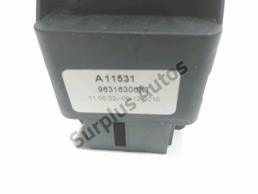 Commande lève-vitre avant droit