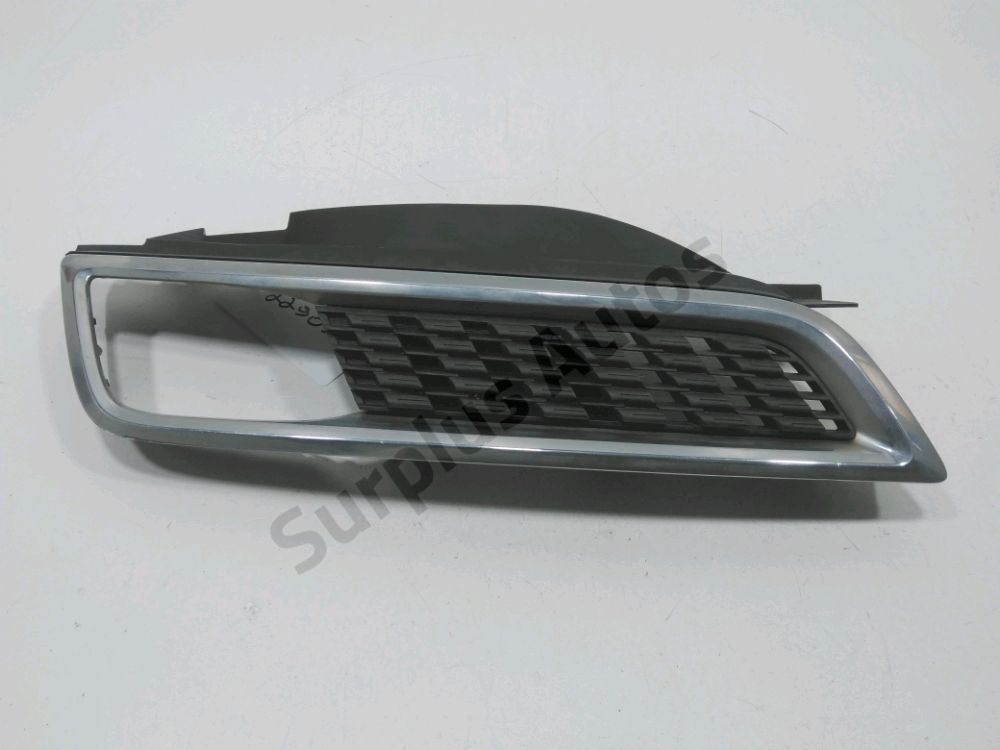 Grille de calandre droite