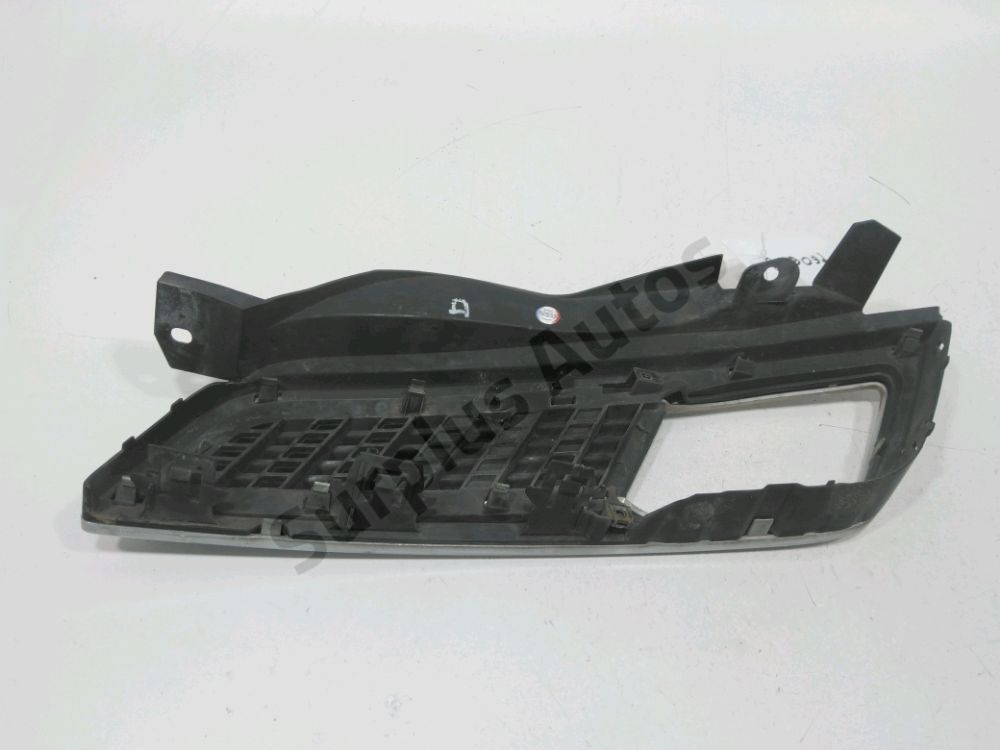 Grille de calandre droite