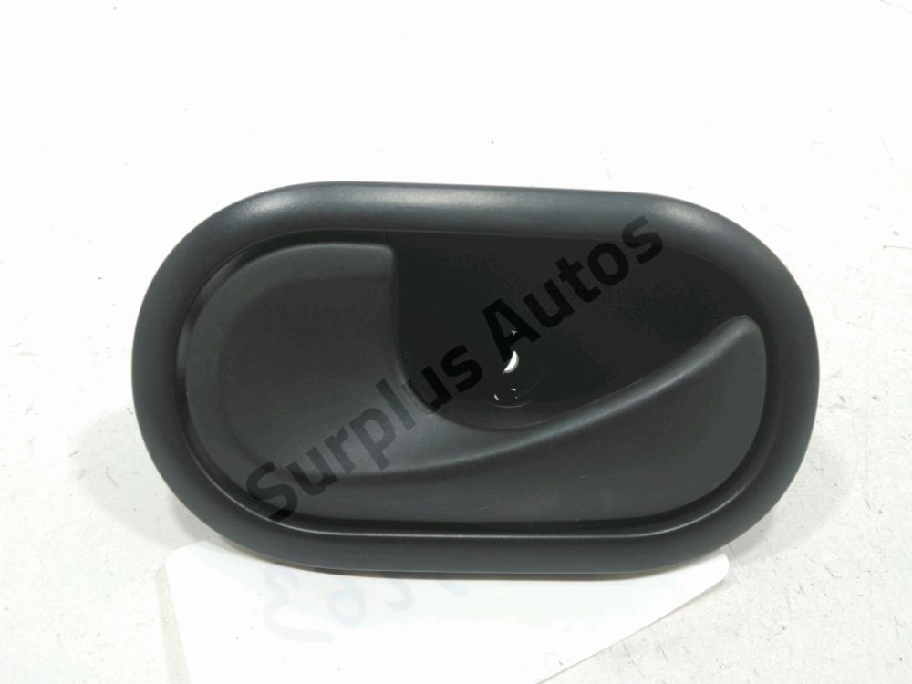 Poignée intérieure porte avant gauche