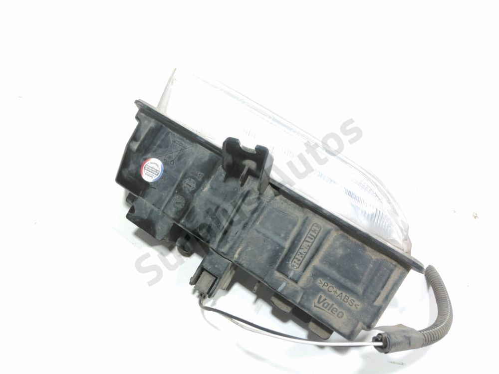 Feu diurne avant droit