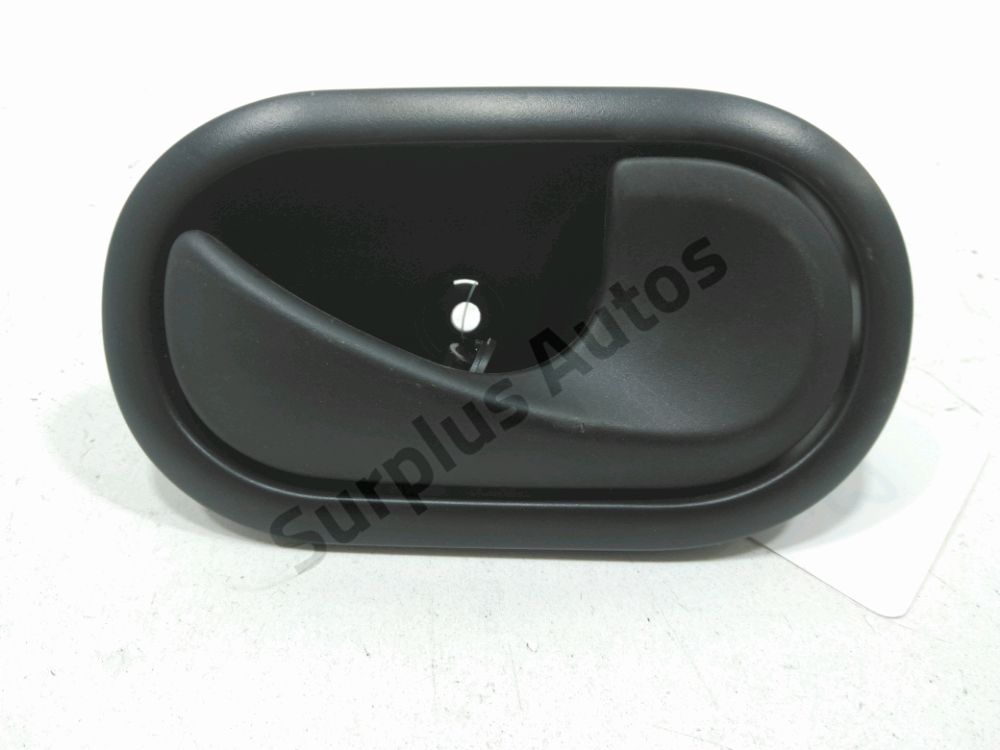 Poignée intérieure porte avant droite