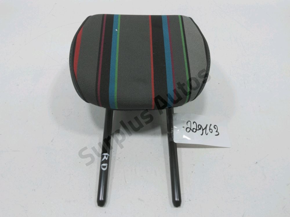 Appui tête arrière droit