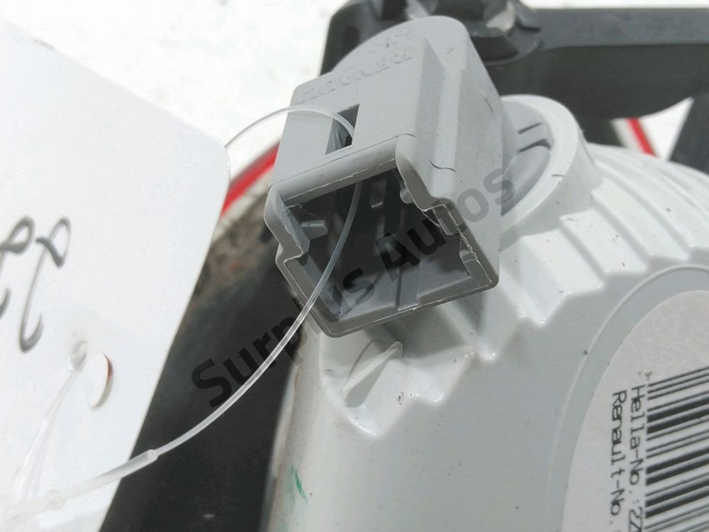 Feu arrière intérieur gauche