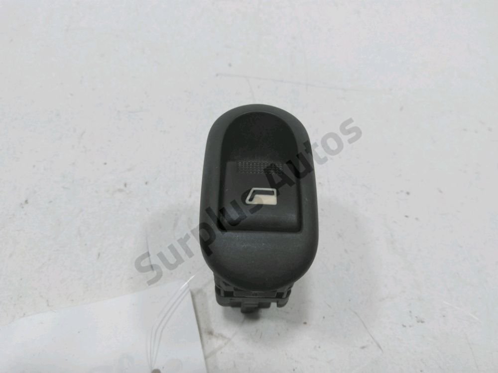 Commande lève-vitre avant droit