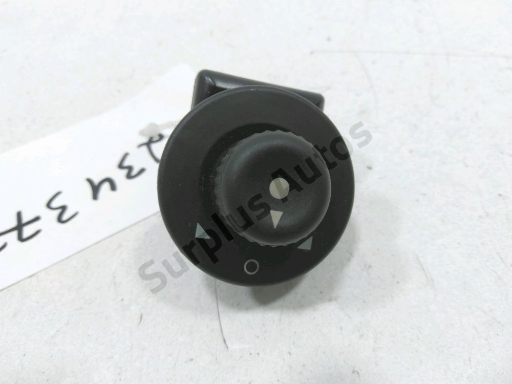 Commande rétroviseur