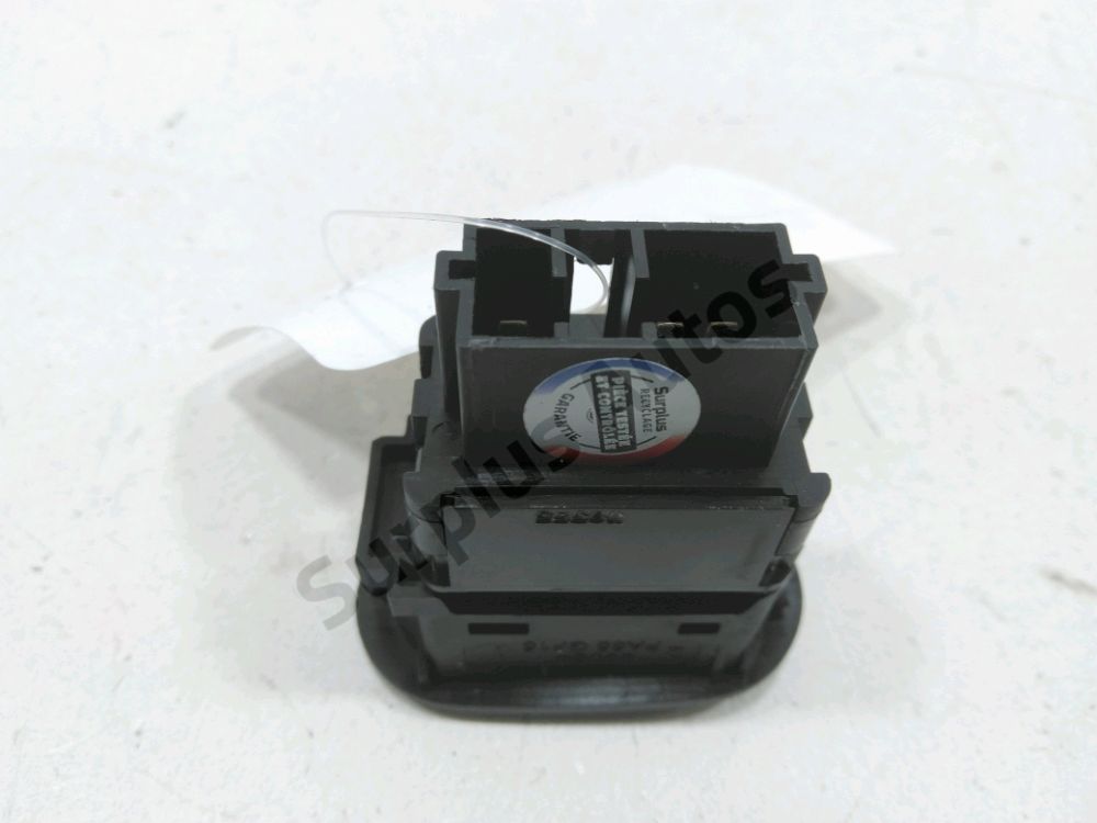 Commande lève-vitre avant droit