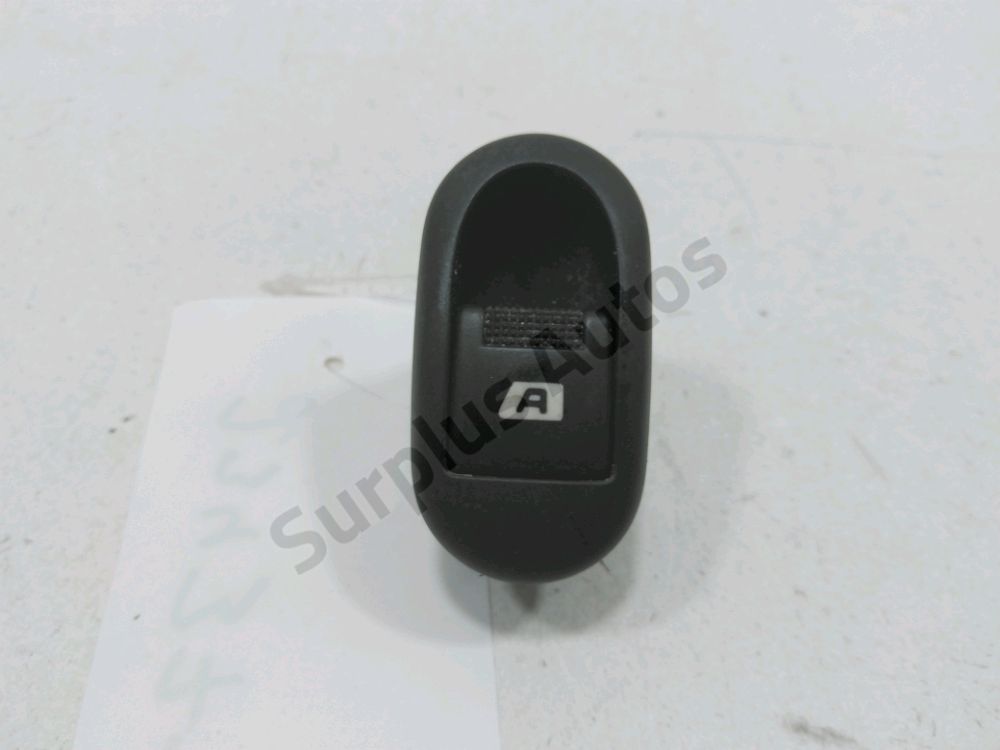 Commande lève-vitre avant gauche