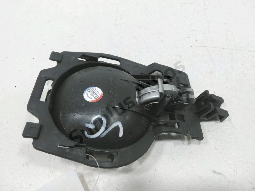 Poignée intérieure porte avant gauche