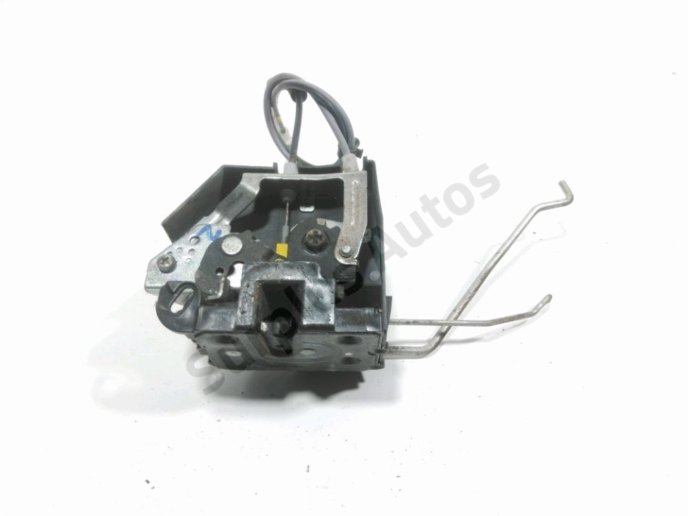 Serrure de porte avant droite