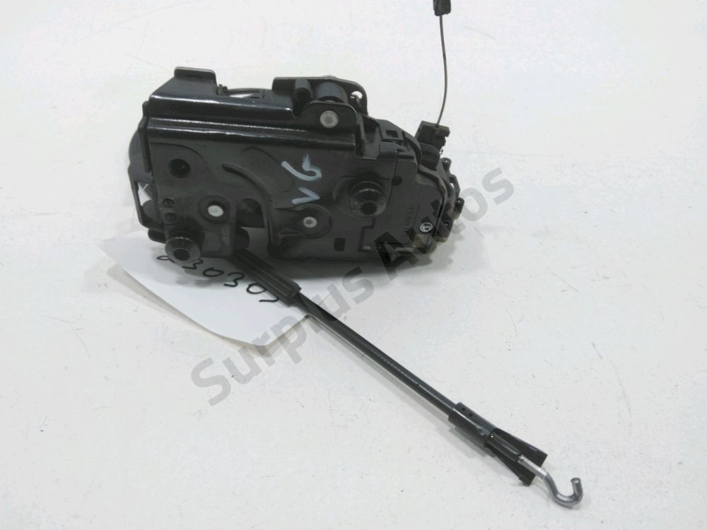 Serrure de porte avant gauche