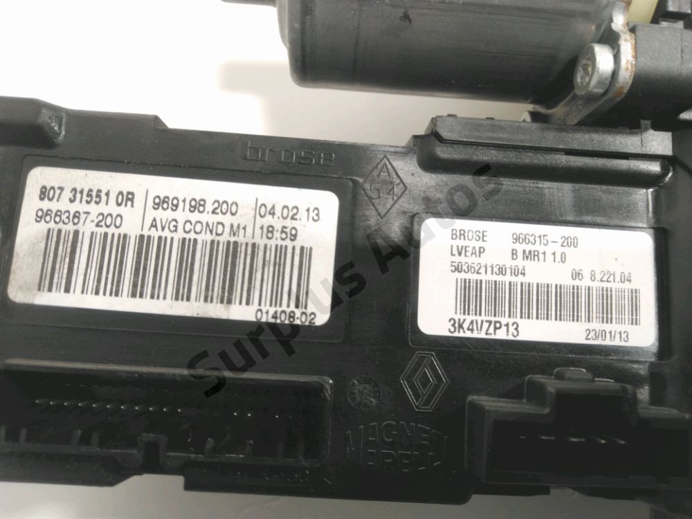 Lève-vitre électrique avant gauche