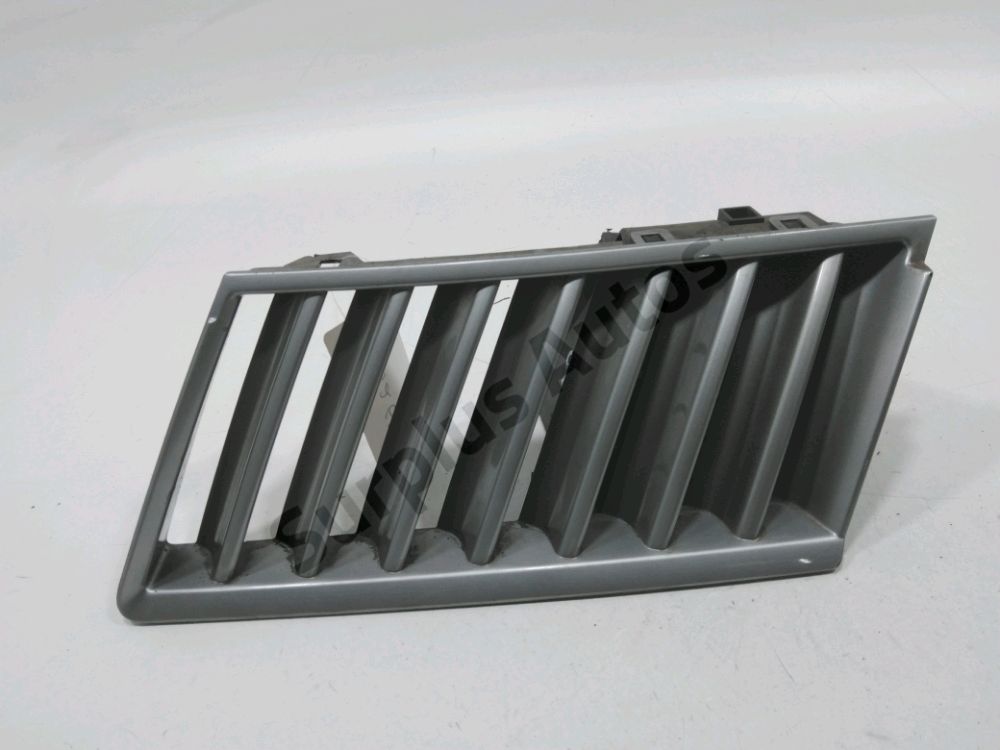 Grille de calandre gauche