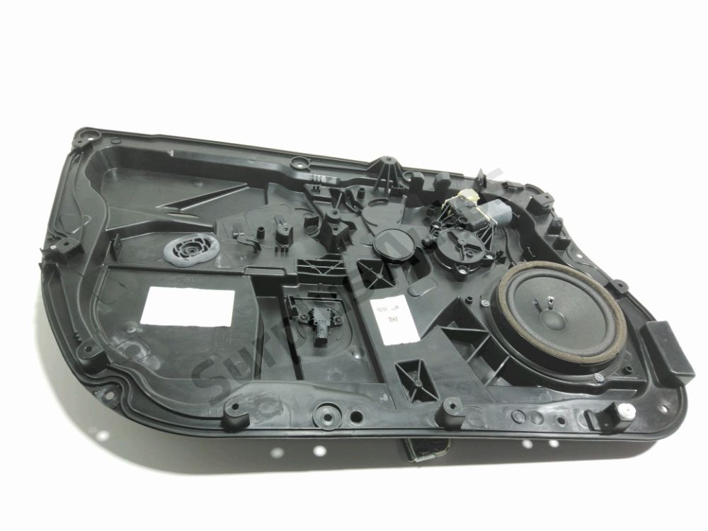 Lève-vitre électrique avant gauche