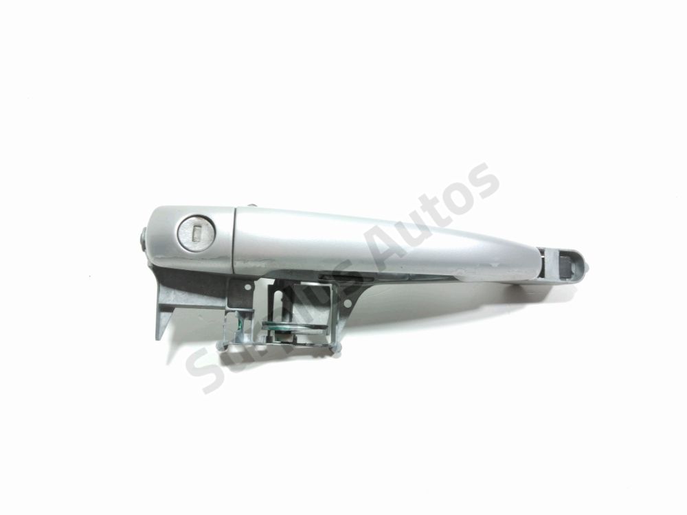 Poignée extérieure avant gauche