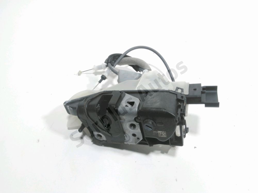 Serrure de porte avant gauche