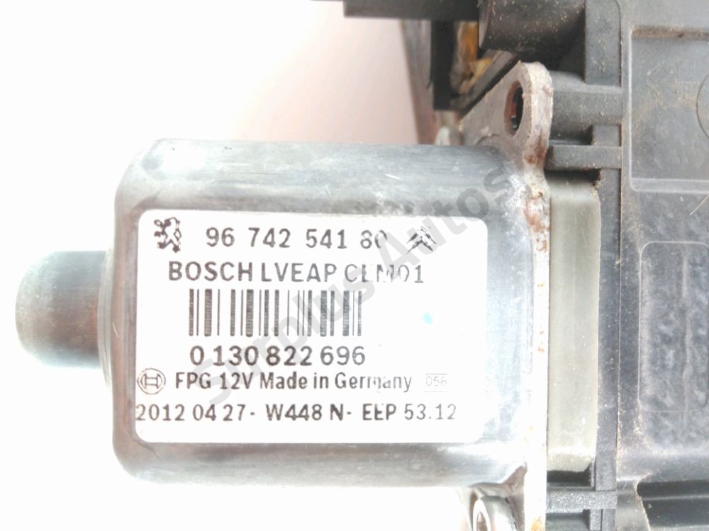 Lève-vitre électrique avant droit