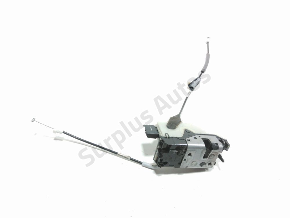 Serrure de porte avant droite