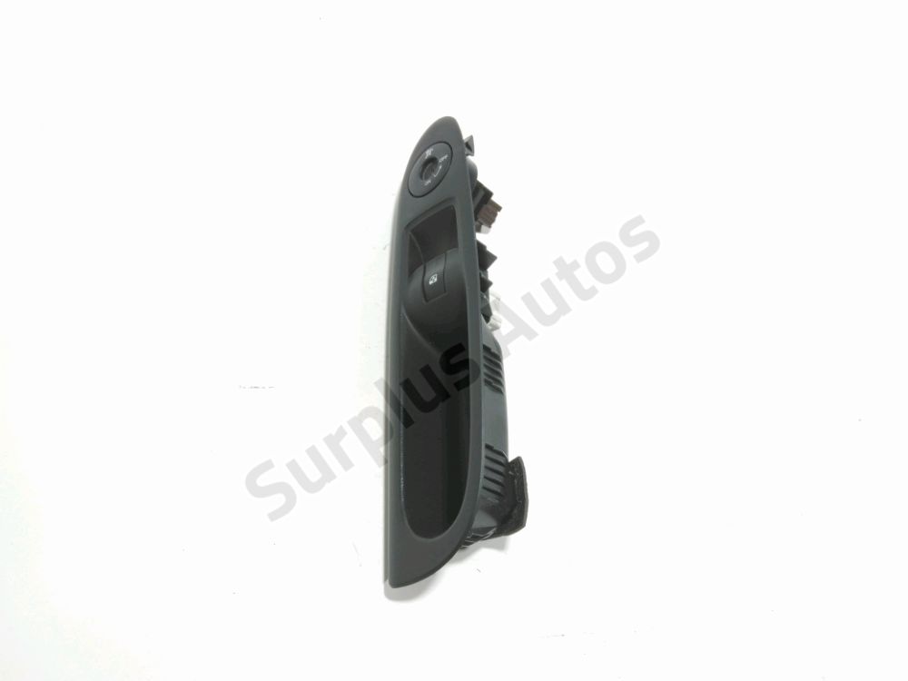 Commande lève-vitre avant droit