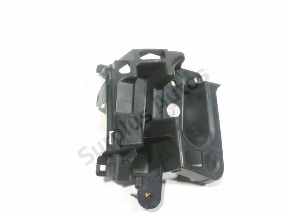 Support droit de pare-choc arrière