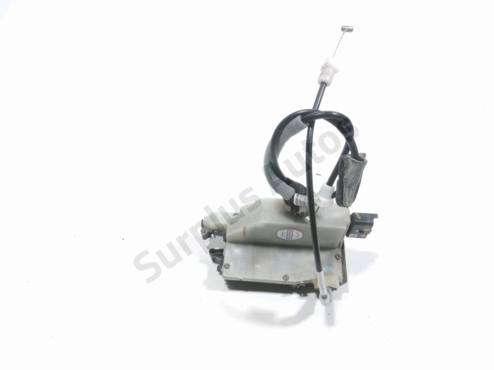 Serrure de porte avant droite