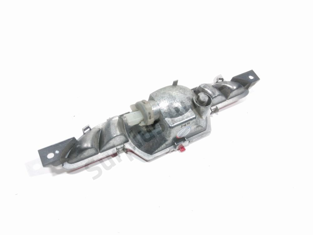 Feu de brouillard arrière central