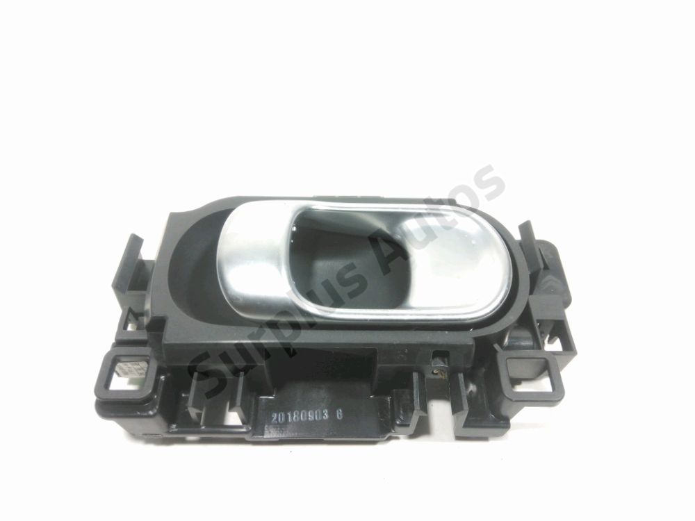 Poignée intérieure porte arrière droite