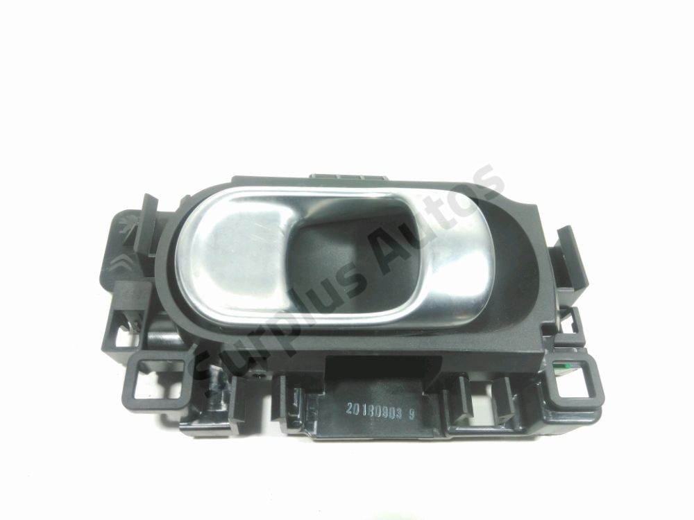 Poignée intérieure porte avant gauche