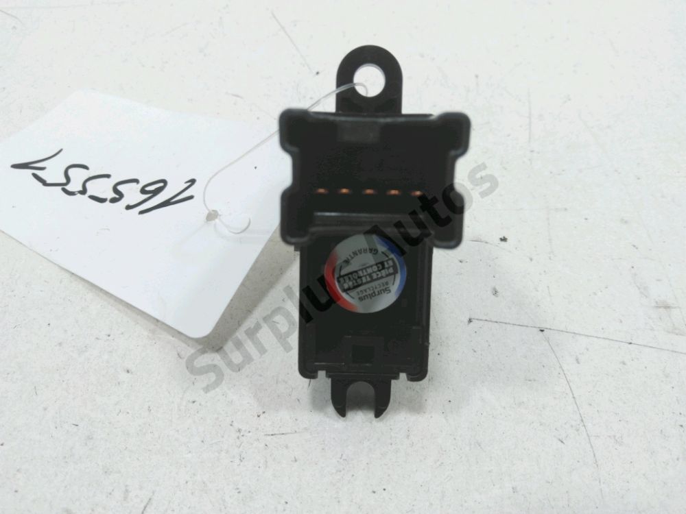 Commande lève-vitre arrière gauche